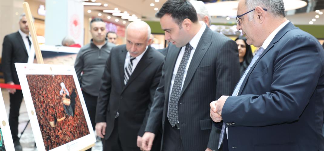 Doğanın ve Emeğin Karelere Yansıyan İzleri